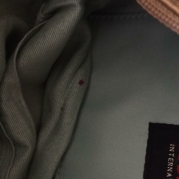 Hobo International Small Gold Leather Hobo Shoulder Bag - Picture 5 of 7